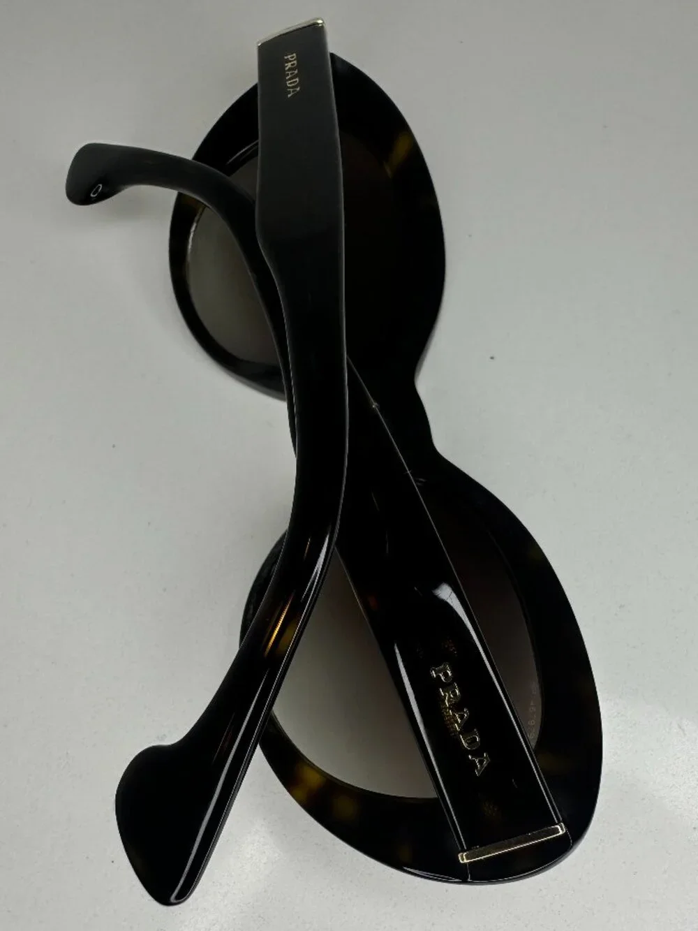 Prada Women’s Tortoise Oval Sunglasses Gold Logo Made in Ita